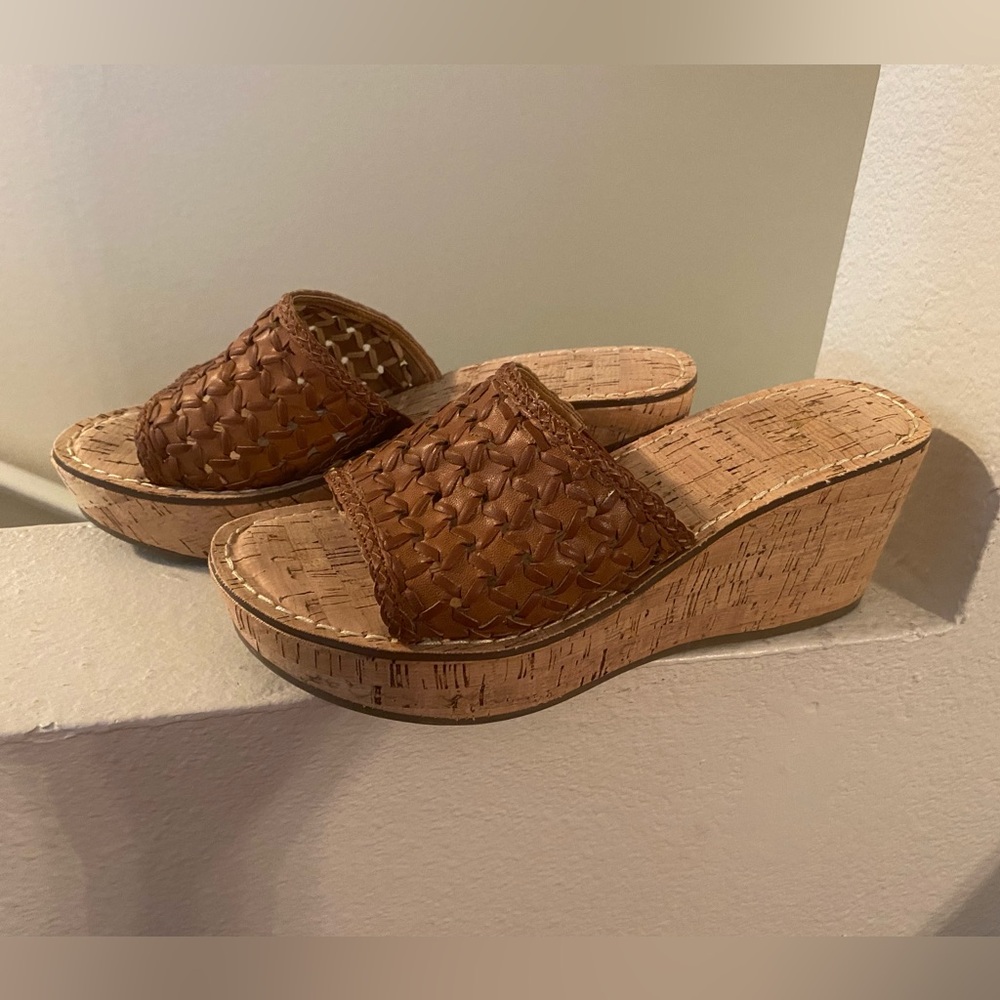 White Mountain Brown Woven Cork Wedge Sandals. Size 8. Excellent Condition